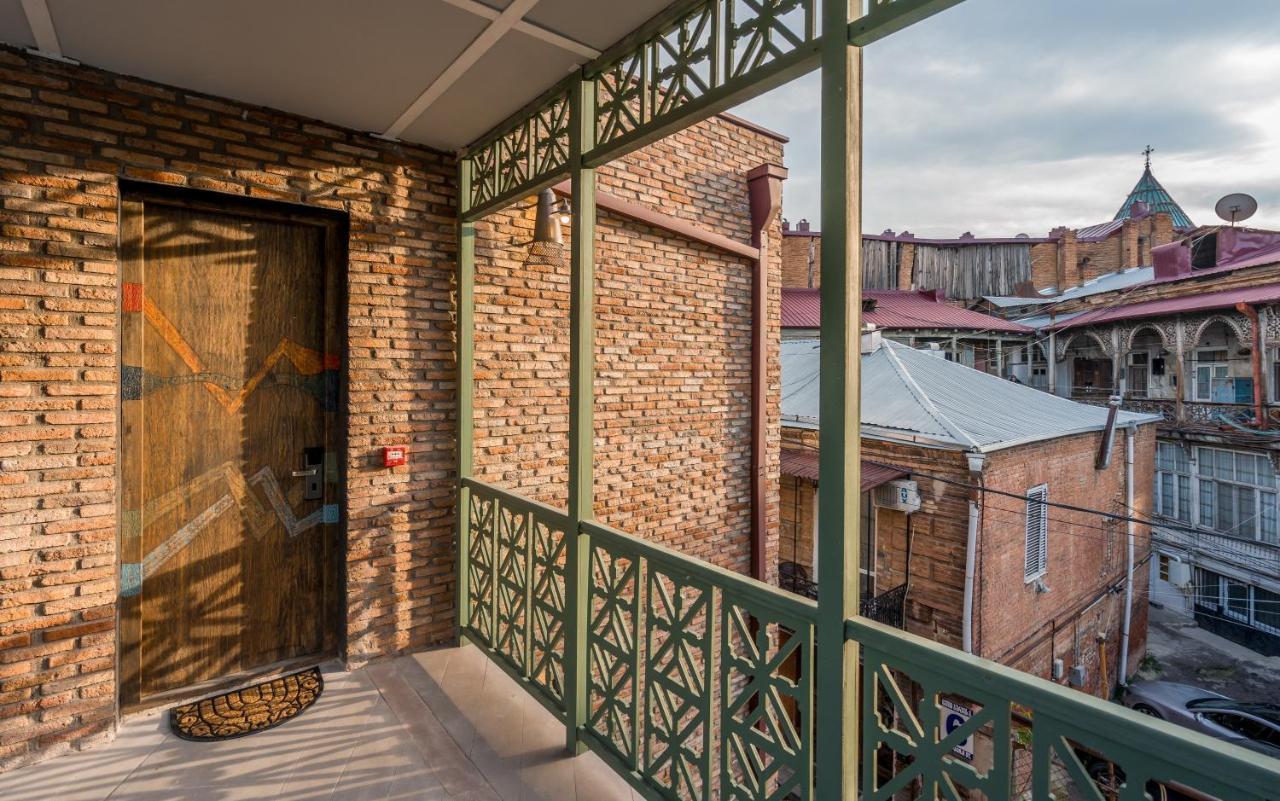 Boutique Kosher Hotel Tourfa Tbilisi Exteriör bild