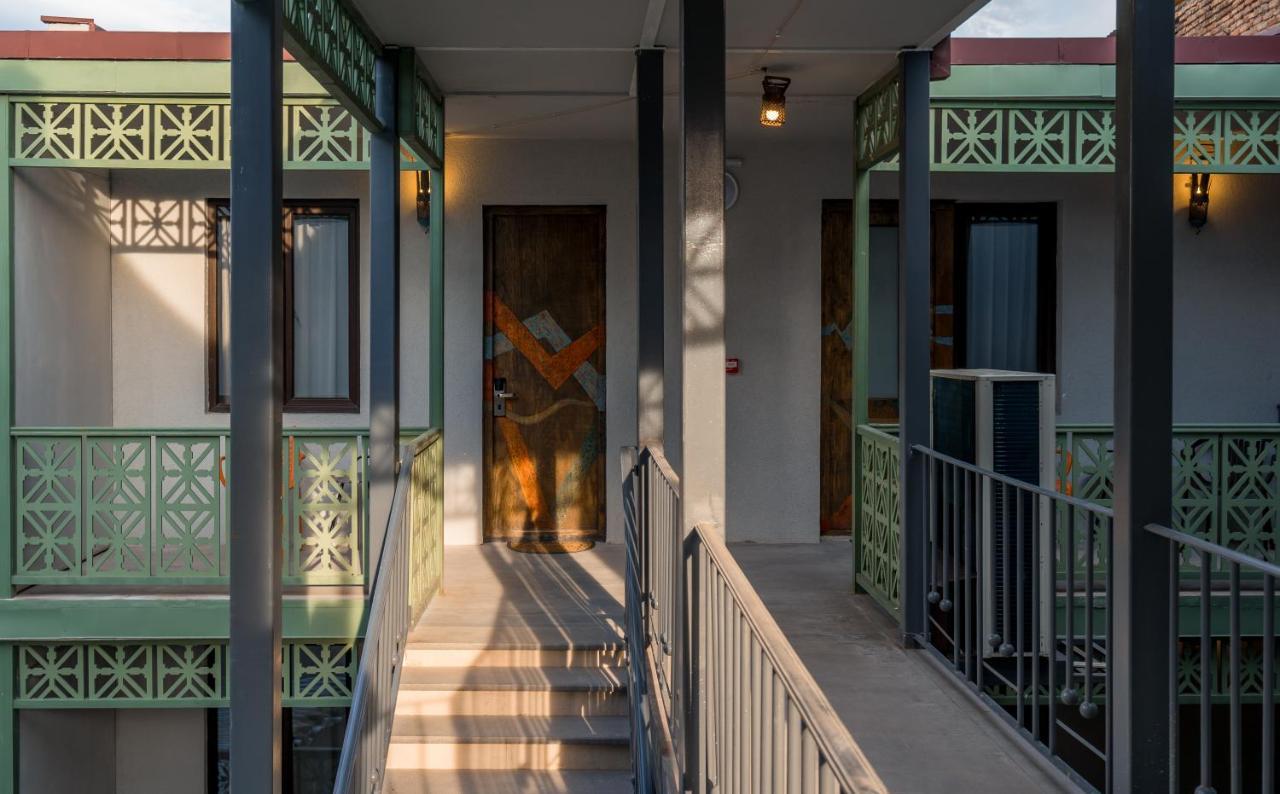 Boutique Kosher Hotel Tourfa Tbilisi Exteriör bild