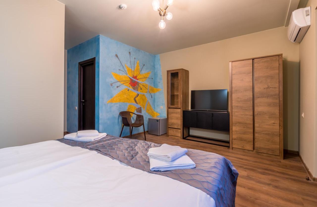 Boutique Kosher Hotel Tourfa Tbilisi Exteriör bild