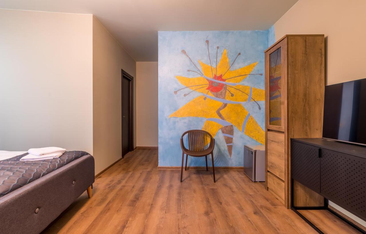Boutique Kosher Hotel Tourfa Tbilisi Exteriör bild