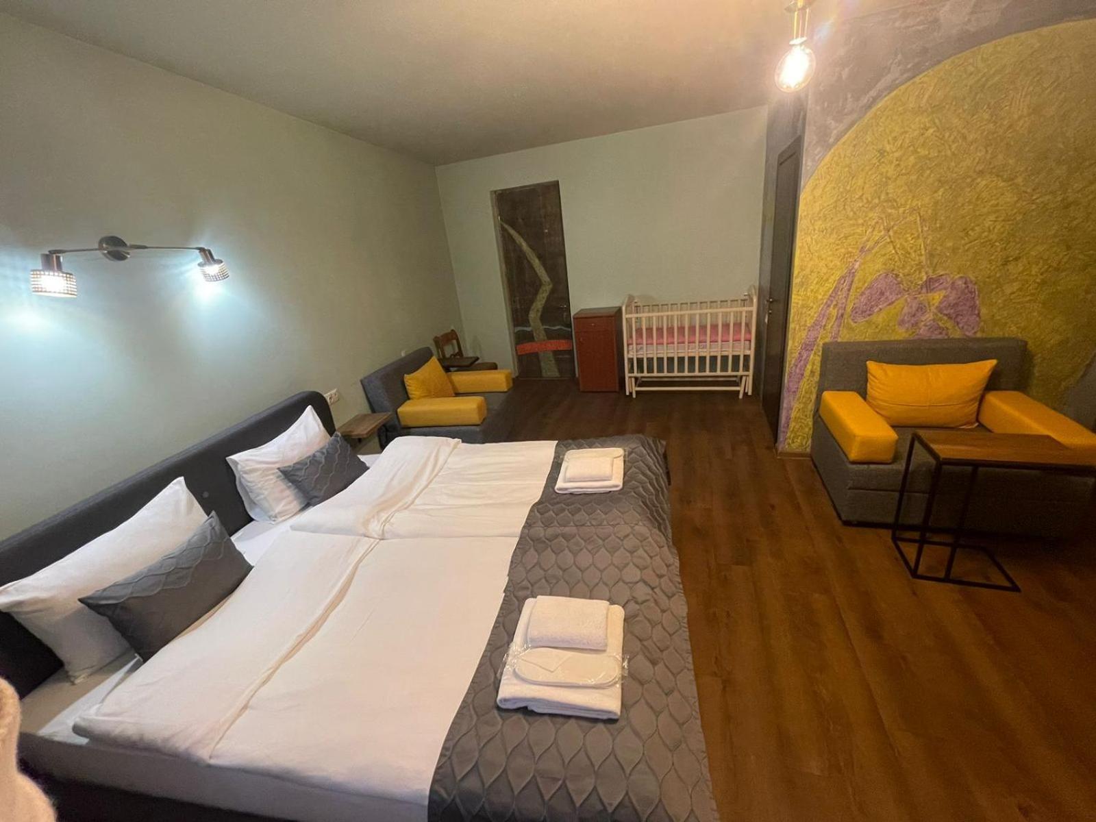 Boutique Kosher Hotel Tourfa Tbilisi Exteriör bild